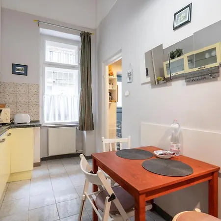 Bpr Pleasant Lair In The Center Budapešť