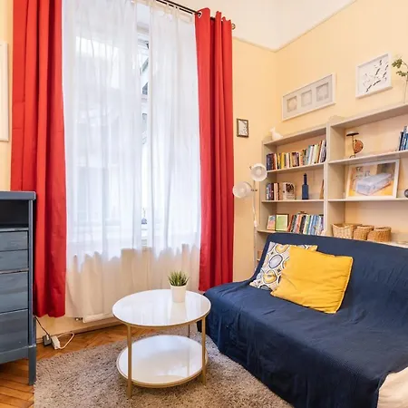 Bpr Pleasant Lair In The Center Apartament